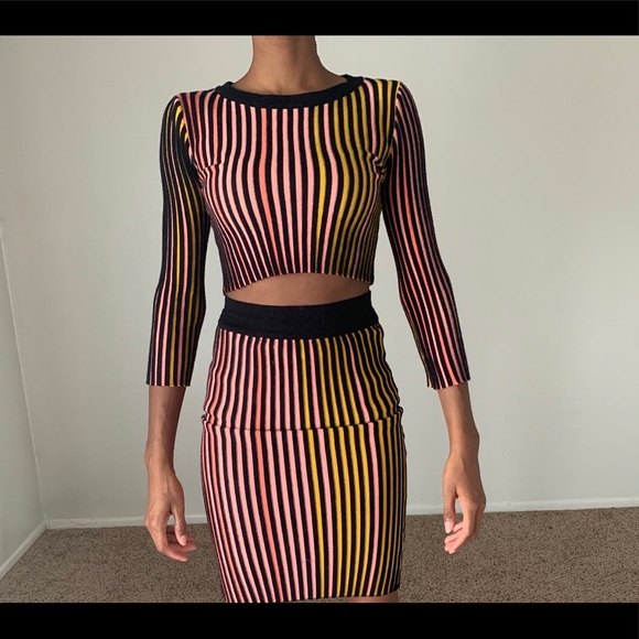 Two piece crop top and pencil skirt set - Picture 1 of 2